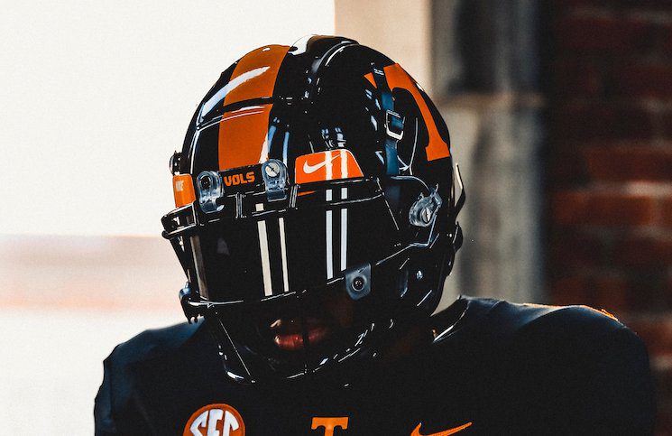 Tennessee Reveals Dark Mode Uniforms With Black Helmets